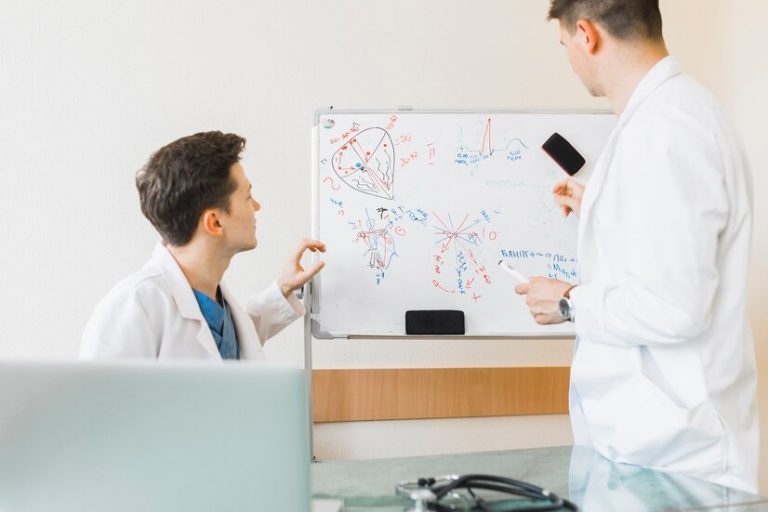 Digital Marketing for Nephrologist Engagement: Enhancing Connections